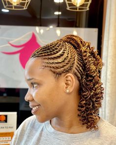 Short Braiding Hairstyles, Afro Styles, African Hair Braiding, Braided Twist, Cornrow Styles, Twist Cornrows, Hairstyles Box Braids, Braiding Hairstyles, Cornrows Braids For Black Women