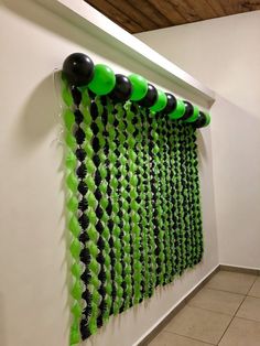 latest birthday balloon decorations at home ideas Diy Hulk Birthday Party Decorations, Hulk Birthday Decorations, Simple Minecraft Birthday Party, Minecraft Party Banner, Hulk Decorations Party, Gamer Birthday Party Food, Minecraft Birthday Decor, Minecraft Party Ideas Games, Minecraft Decorations Party