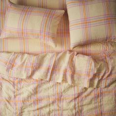 the comforter is made up and ready for someone to use it in their bed