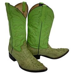 Gecko Green Leather & Crocodile Western Cowboy Boots US Size 8: Hemisferio brand leather boots with Western-stitched uppers and extreme scaled crocodile skin vamps. Low heel, black leather soles and pointed toes. US Men's Size 8. Alligator Tail, Cowboy Boots For Women, Tall Winter Boots, Alligator Boots, Green Crocodile, Equestrian Boots, Womens Combat Boots, Womens Ugg Boots, Harness Boots