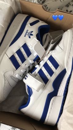 Adidas Forum Low, Forum Low, Dr Shoes, Adidas Forum, Shoe Wishlist, Hype Shoes, Aesthetic Shoes