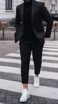 Stylish Mens Suits, Black Outfit Men, Blazer Outfits Men, Mens Business Casual Outfits, Mens Casual Outfits Summer, Men Fashion Casual Shirts, Dress Suits For Men, Stylish Men Casual