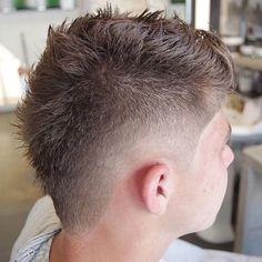 Burst Taper, Fade Mohawk, Burst Fade Mohawk, Types Of Fade Haircut, Japanese Hair Straightening, Straightening Curly Hair, Burst Fade