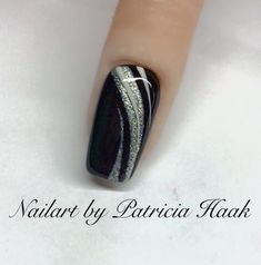 Tumblr Nail Art, Black And White Nail, Nagellack Trends, White Nail, Trendy Nail Art, Beautiful Nail Designs, Gel Nail Designs, Cute Nail Designs, Nail Art Inspiration