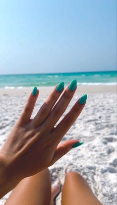 Turquoise Nail Designs, Beach Themed Nails, Basic Nail, Nails For Summer, Beach Nail, August Nails, Turquoise Nails