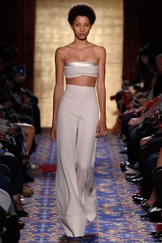 Beige Runway Fashion, Pants Runway, Runway Pants, Áo Blu, 2017 Runway, Brandon Maxwell, Looks Style, Spring 2017, Looks Vintage