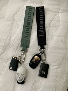 Lululemon keychain Lululemon Black Keychain, Cute Key Lanyard, Lanyards Aesthetic, Aritzia Keychain, Lulemon Keychain, Wristlet Keychain Aesthetic, Lulu Keychain Aesthetic, Lululemon Keychain Aesthetic