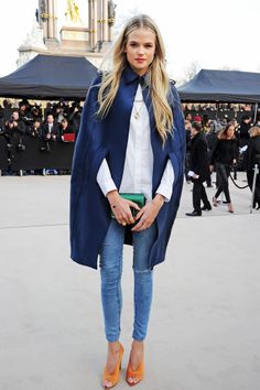 Gabriella Wilde at the Burberry Prorsum Fall 2014 fashion show during London Fashion Week in London, England, February 2013 Gabriella Wilde, Style Désinvolte Chic, Celeb Fashion, Orange Heels, Quoi Porter, Bohol, Elegante Casual, Celeb Style, Street Style Chic