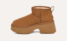 `UGG Ultra Mini ankle boot with 7 cm high heel in suede leather, UGGplush lining, and short shaft. `Composition: 100% Leather Wip Bag, Ugg Ultra Mini, Men's Beanies, Crocs Classic Clogs, Boot Jewelry, Work Boots Men, Sheepskin Boots, Sandals Brands, Flat Espadrilles