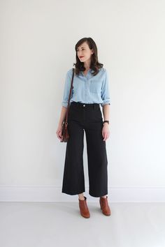 Wide Leg Cropped Pants, Work Wardrobe, Mode Inspiration, Work Fashion, Latest Fashion For Women, Pants Outfit, Cropped Pants, Fashion Pants, Capsule Wardrobe