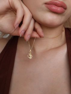 Orders created until 19 December will be delivered by Christmas!14K Solid Gold Poseidon Necklace, Real Gold Trident Charm Pendant, Gold Greek God Pendant, Poseidon Charm Necklace, Gold God Pendant -Features- * Made to order * Material: Solid Gold (no gold filled or gold plated material) * Carat: 14K (585) (real gold) * Package: Jewelry Box * Pendant height: 20 mm * Pendant width: 12 mm This beautiful 14K Solid Gold handmade necklace is the ideal gift for a loved one. Perfect for birthdays, anniv Poseidon Necklace, God Pendant, Handmade Gold Necklace, 19 December, Greek God, Pendant Gold, Greek Gods, Real Gold, Necklace Gold