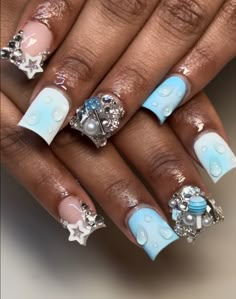 Freestyle Short Nails, Royal Blue Nails Acrylic Short, Powder Blue Nails Designs, Blue Cute Nails, Birthday Nails Blue, Short Blue Nails, Blue And Silver Nails, Silver Nail Designs