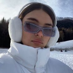 Mode Au Ski, Snow Fits, Cold Girl, Winter Princess, Snow Trip, Winter Fairy, Winter Inspo, Seasons Change, Ski Season