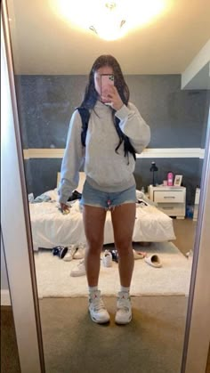 Cute Outfits Crop Tops Jeans, Denim Skirt And Tank Top Outfit, Last Minute Outfits For School, Outfit Ideas With Tshirts, What To Wear With Baggy Black Jeans, Outfits For Testing Days, Outfit Ideas Skirt Short, How To Style White Long Sleeve, Ways To Style Nike Blazers