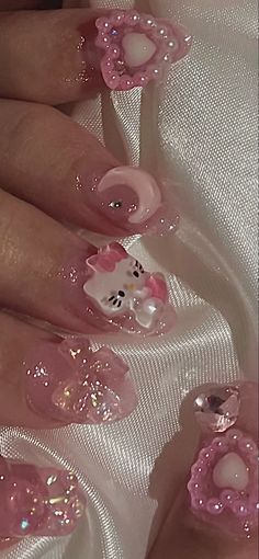 Paznokcie Hello Kitty, Girly Acrylic Nails, Her Nails, Hello Kitty Nails, Pretty Gel Nails, Really Cute Nails, Soft Nails, Cat Nails, Kawaii Nails