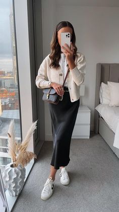 Euro Vacation, Corporate Outfit, Work Capsule, Corporate Baddie, Smart Casual Work Outfit, Work Fits, Stylish Work Attire, Business Casual Outfits For Work, Looks Street Style