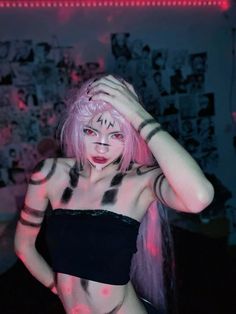 jujutsu kaisen Sukuna cosplay Jujitsu Kaisen Halloween Costume, Costume Aesthetic Halloween, Sukuna Outfit Inspired Female, Jujutsu Kaisen Costume, Jujutsu Kaisen Halloween Costume, Sukuna Halloween Costume, Fem Sukuna Cosplay, Sukuna Costume Female, Sukuna Costume