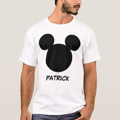 Going on a Disney family vacation? Customize these matching Mickey and Minnie shirts for the whole family by adding your name, year or custom text. Hakuna Ma Vodka, Mickey Wedding, Disney Honeymoon, Disney Shirts For Men, Disney Logo, Diy Disney Shirts, Minnie Shirt, Disney Family Vacation, Honeymoon Shirts