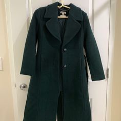 Whistles Wool Coat Dark Emerald Green Us4 76% Wool, 24% Polyamide Very Good Condition Rock Cowgirl, Dark Green Coat, Green Wool Coat, Dark Emerald Green, Green Coat, Green Wool, Trench Coats Women, Trench Coats, Wool Coat