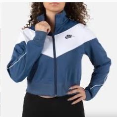 Women’s Nike Heritage Cropped Jacket. New With Tags. Nike Sporty Long Sleeve Track Jacket, Nike Fall Sportswear Track Jacket, Nike Athleisure Track Jacket For Fall, Nike Windrunner Jacket, Nike Coat, Nike Running Jacket, Nike Vest, Nike Quarter Zip, Windrunner Jacket