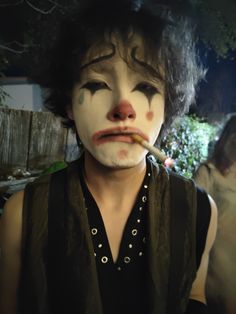 Men’s Goth Clown Makeup, Clown Makeup Traditional, Jester Art Male, Mime Makeup Aesthetic, Clown Makeup Photoshoot, Red And Blue Clown Makeup, Clown Makeup Looks Men, 2020 Alt Makeup Cringe Arson, Clown Makeup With Beard