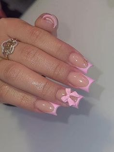 Ivory Nails, White Nail Ideas, Beginner Nail Designs, Bow Nail Designs, Pink French Nails, Bow Nail, Cute Simple Nails