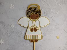 If the Christmas tree is the heart of your festive celebrations, then our Angel Tree Topper is the perfect finishing touch. More than just a decoration, this beautiful paper angel represents love, family, and the magic that makes Christmas so special.   Available in four skin tones, this modern angel adds a fresh twist to a traditional decoration, helping to make your tree a true reflection of the joy of Christmas.  Each angel is lovingly crafted from premium art papers, cut from our original de Traditional Decoration, Tree Topper - Celestial Angel, Paper Angel, Angel Tree Topper, Angel Tree, Christmas Tree Topper, Love Family, Beautiful Paper, Tree Topper