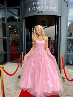 Debs Dresses 2024 – Page 7 – DANI Pink Grad Dresses, Debs Dresses, Short Midi Dress, Cute Formal Dresses, Prom Dress Inspo, Junior Prom, Jr Prom