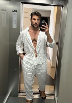 Monochrome Outfit Men, Boyfriend Vacation, Monochrome Outfit, Perfect Man, Summer Looks, Spring Outfit, Summer Outfits, Mens Outfits, My Style