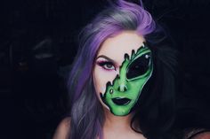 alien makeup Half Alien Half Human Art, Green Alien Makeup Pretty, Alien Makeup Ideas, Fantasy Make-up, Halloween Make-up Looks