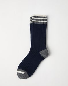 Cashmere rib knit socks Refined cashmere rib knit characterizes these new socks, for completing winter outfits with a sophisticated touch. Contrast stripes along the top edge add a small touch of color. Cashmere Yarn, Striped Socks, Eyewear Womens, Boutique Online, Small Leather Goods, Brunello Cucinelli, Knit Socks, Shoes Heels Boots, Knitting Socks