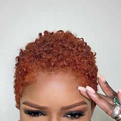 Ny Mcfly, Tapered Twa Hairstyles, Curly Twa, 4b Hairstyles, Short Natural Curls, Big Chop Natural Hair, Natural Hair Haircuts, Shaved Hair Women, Short Natural Curly Hair