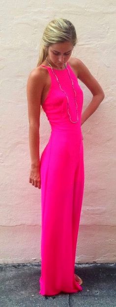 Hot Pink Summer Maxi Dress Hot Pink Maxi Dress, Hot Pink Dress, Pink Gowns, Gwyneth Paltrow, Mode Inspo, Pink Maxi Dress, Mode Inspiration, Summer Maxi Dress, Chic Dress