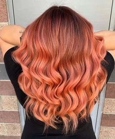 Balage Hair Red, Copper Peach Balayage, Brown Peach Hair, Peach Hair Balayage, Burnt Peach Hair, Red And Peach Hair, Peach And Orange Hair, Peach Hair With Dark Roots, Tangerine Hair Color