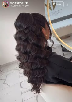 Hollywood Curls Hairstyle, Bridesmaid Hollywood Waves, Curled Hair Styles For Event, Hollywood Curls Half Up Half Down, Half Up Half Down Hollywood Waves, Half Up Hollywood Waves, Half Up Half Down Waves, Hollywood Waves Half Up Half Down, Half Up Half Down Curled