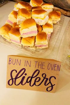 sliders Girl Baby Shower Food, Work Baby Showers, Baby Shower Food For Girl, Baby Shower Menu, Sprinkle Shower, Baby Shower Theme Decorations, Baby Reveal Party, Themed Food