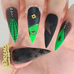 Halloween Themed Nails, Halloween Nails Diy, New Nail Trends, Witch Nails, Halloween Acrylic, Themed Nails, Halloween Acrylic Nails, Trending Ideas, Painted Nail Art