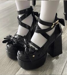 Stars and Bow Kawaii Platform High Heels Shoes Pinterest Pretty, Idol Outfit, Knee High Boots Flat, Sophisticated Fashion, Gender Fluid, Lace Leggings, Platform High Heel Shoes, Pin Pin, High Heels Shoes