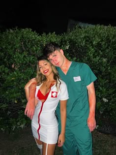 Couples Party Costumes, Couple Costumes Trendy, Unique Couple Costumes For Halloween, Holloween Costume Ideas Couple Cute, Iconic Couples Costumes, Couples Costume Ideas, Halloween Duo, Nurse Halloween Costume