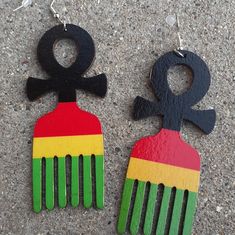 These Are Unique And Natural Ankh Symbol Afro Pick Style Natural Wood They Hang 2.5 Inches These Are Very Lightweight On The Ear Easy To Wear They Are One Of A Kind These Earrings Are A Classic And Timeless Addition To Any Afrocentric Wardrobe Afro Pick, Ankh Symbol, Painted Post, Wood Clips, African Earrings, Types Of Earrings, Square Earrings Studs, Square Stud, The Ear