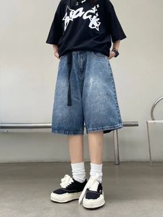 Denim Pants Fashion, Summer Shorts Denim, Mens Denim Shorts, Streetwear Mode, Baggy Shorts, Summer Denim, Retro Blue, Y2k Clothing