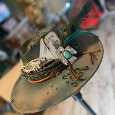 Wicked Gypsy Adjustable, Custom, One Of A Kind, Burned Cowboy Hat. Fun Cowboy Hats, Custom Felt Hats, Custom Hat Bands, Cowboy Hat Decorations Ideas, Pyrography Hats, Custom Hat Ideas, Cowboy Hats Women, Boho Hats, Hat Art