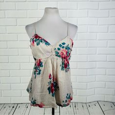 10 For $25 Must Bundle To Get This Price! Pick Any 10 Things That Say 10 For $25. I Am Doing This Instead Of Mystery Reseller Boxes So You Can Pick Your Own Items. Price Firm. American Eagle Cream Floral Babydoll Camisole - Size Large. Excellent Condition Looks Brand New. Pink Tops With Built-in Bra For Day Out, Cute V-neck Tank Top For Spring, Beige Spring Tank Top With Built-in Bra, Beige Tank Top With Built-in Bra For Spring, Cute Fitted Tank Camisole, Cute Summer Camisole With Spaghetti Straps, Cute Cotton Sleeveless Camisole, Cute Sleeveless Camisole, Cute Beach Camisole With Spaghetti Straps