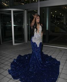 Prom Dress Navy Blue, Fitted Prom Dresses Long, Prom Dress Navy, Fitted Prom Dress, Girls Updo, Blue Mermaid Prom Dress, Silver Prom Dress, Prom Inspiration, Navy Blue Prom Dresses