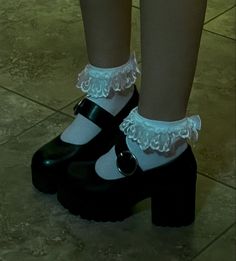 Platformed Mary Janes, Platforms Mary Janes, Platform Shoes With Dress, Kawaii Shoes Aesthetic, Marry Janes Aesthetic, Cute Mary Jane Shoes, Fits With Mary Janes, Platform Mary Janes Outfit Aesthetic, Marry Jane’s