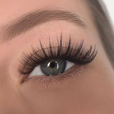 Natural Fake Eyelashes, Lash Extensions Styles, Eyelash Extension Supplies, Pretty Lashes, Natural Eyelash Extensions, Eyelash Extentions