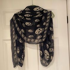 Navy Blue And White Silk Skull Scarf. Excellent Condition. Non-Smoking Household Alexander Mcqueen Blue, White Silk Scarf, Skull Scarf, White Silk, Silk Scarf, Scarf Wrap, Alexander Mcqueen, Scarf Accessory, Blue White