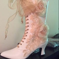 CUSTOM Handmade Peach Cream Victorian Wedding Mini Front Dress - Etsy Victorian Wedding Boots, Kasut Pengantin, Sepatu Platform, Beige Roses, Bridal Boots, Handmade Wedding Dresses, Boots Beige, Wedding Boots, Lace Up High Heels