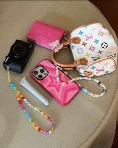 Nano Speedy, Iphone Macbook, Business Pictures, Pretty Pink Princess, Fashion Shoes Heels, Acrylic Nails Coffin Pink, Pink Girly Things, Art Bag, Friend Outfits