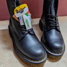 Nib Doc Martin Boots Received As Teacher Gift. Men's 10 / Women's 11 Black. Industrial Full Grain Leather, Slip Resistant; Customers Say It Fits True To Size Doc Martin Boots, Doc Martins Boots, Doc Martin, Black Industrial, Dr Martens Black, Leather Lace Up Boots, Martin Boots, Leather Lace, Dr. Martens